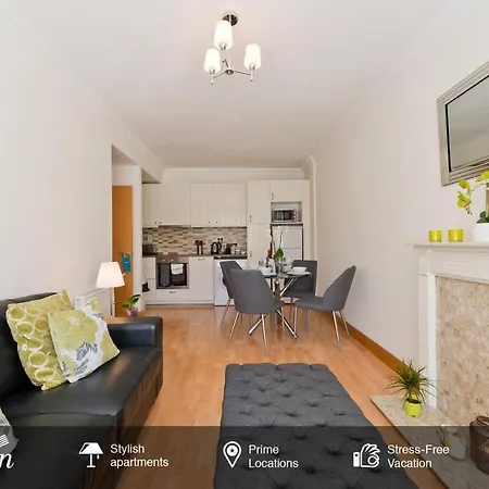 Apartment Sweet - Contemporary Charlotte Quay