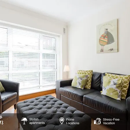 Sweet - Contemporary Charlotte Quay Apartment Dublin