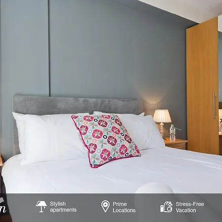 Sweet - Contemporary Charlotte Quay Apartment Dublin